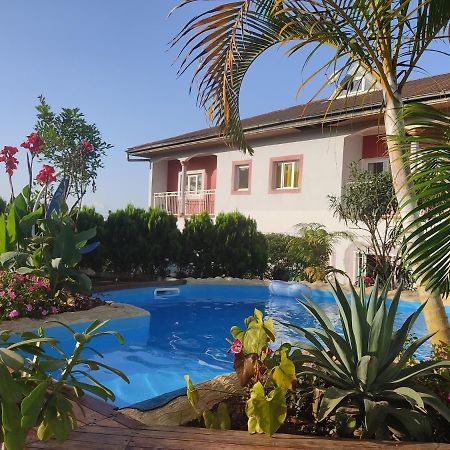 Residence Jardin Tropical Yaoundé Exterior foto